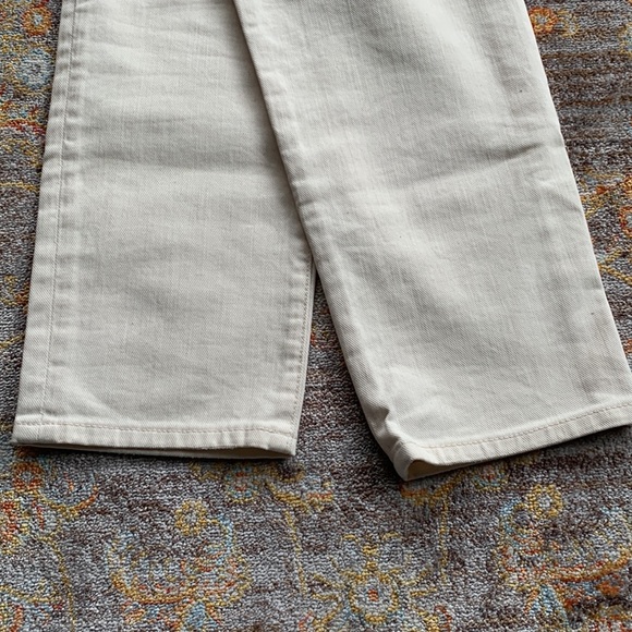 Cream/off white jeans. - Picture 5 of 8